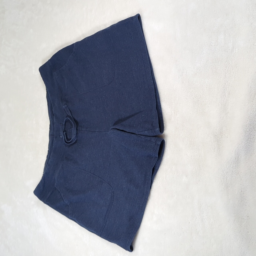 Champion soft knit shorts L EUC